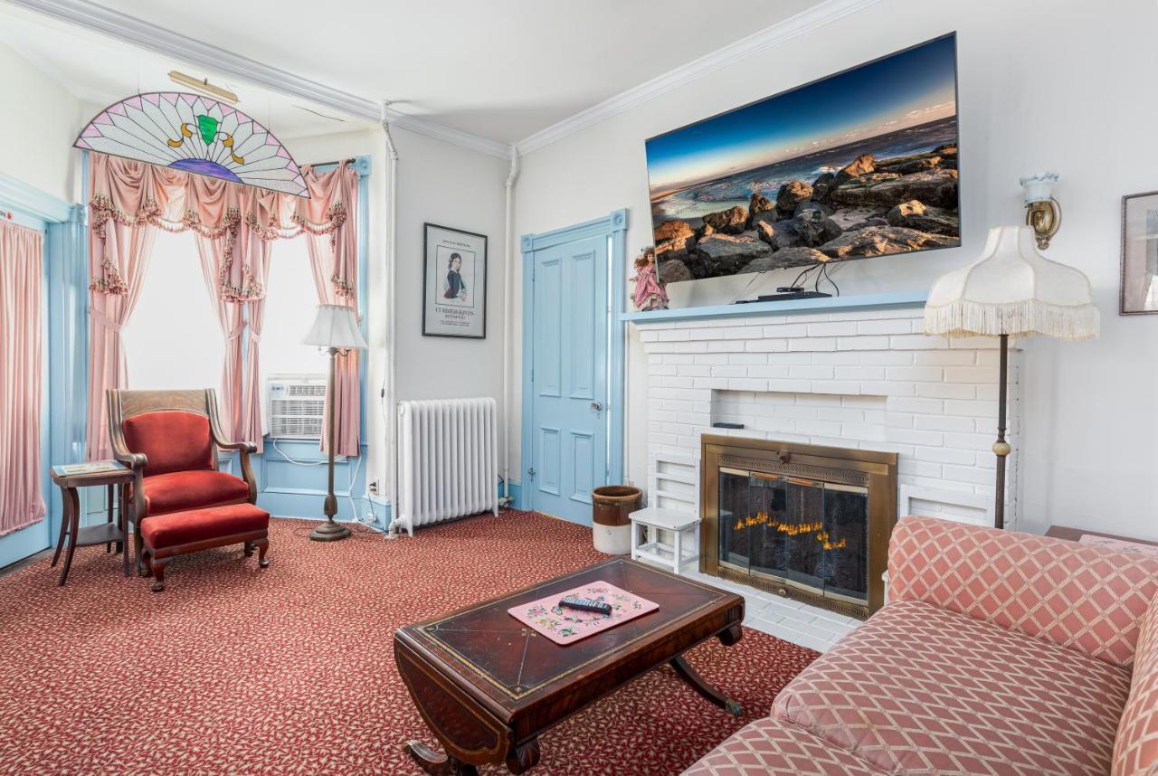 Antoinette'S Apartments & Suites Cape May Eksteriør bilde
