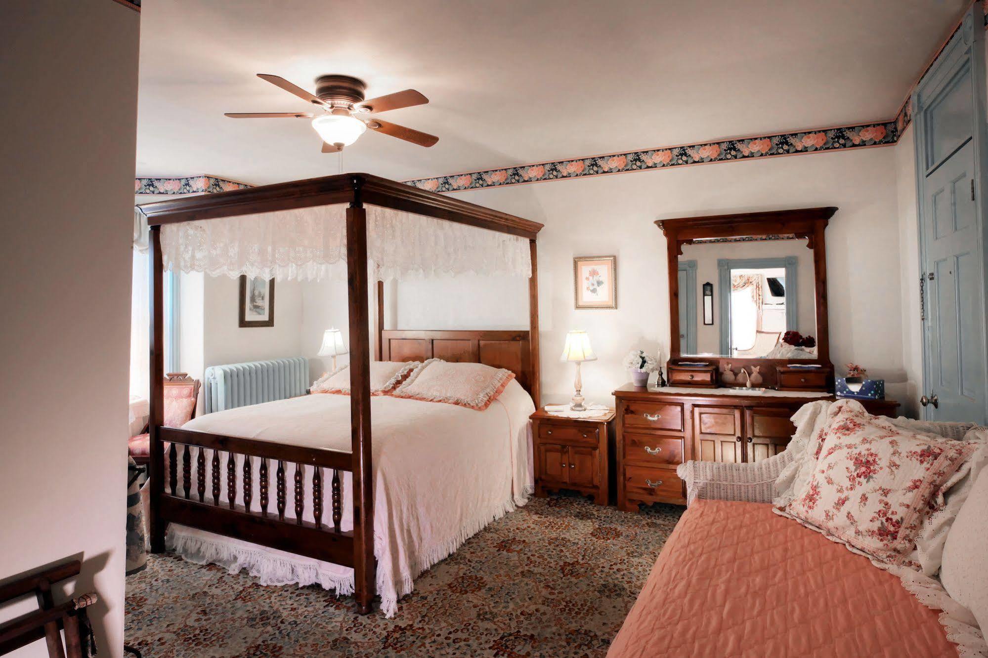 Antoinette'S Apartments & Suites Cape May Eksteriør bilde